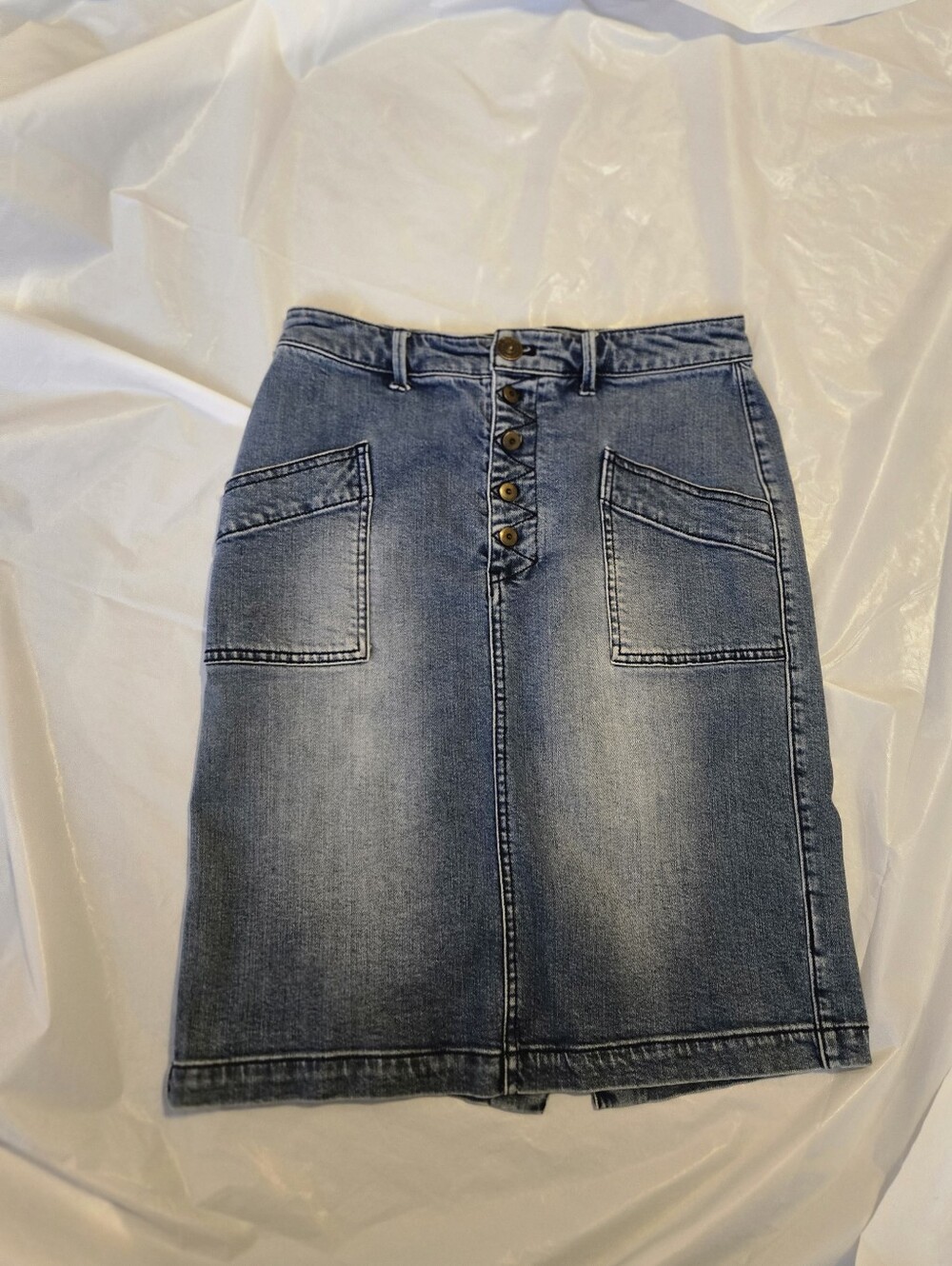 Pilcro and the Letterpress Classic Blue Denim Button-Front Midi Skirt Size 6